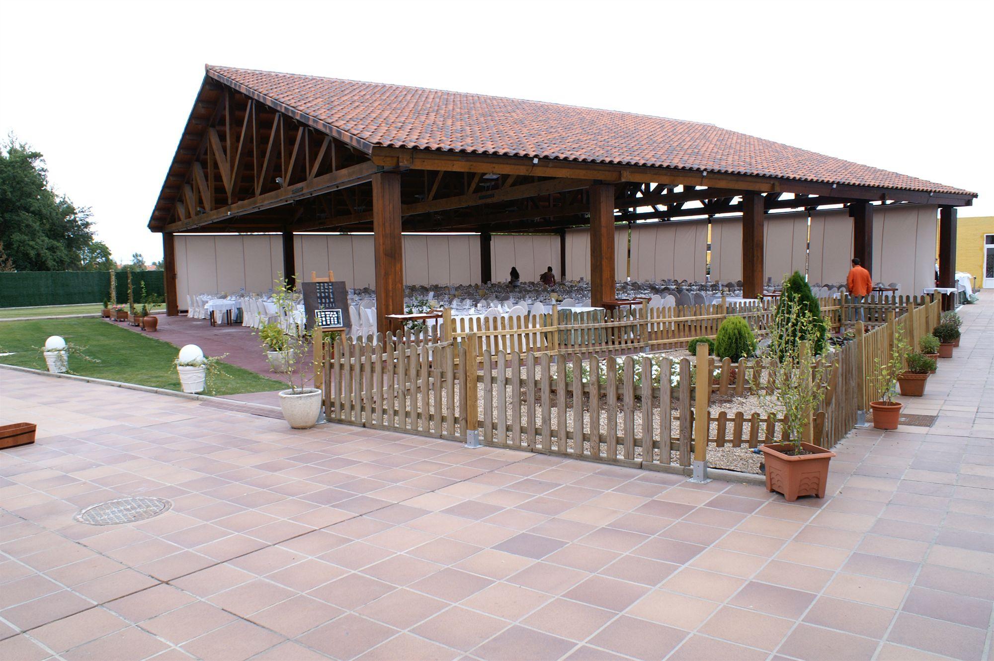 Rey Sancho Palencia Hotell Exteriör bild